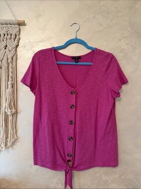 Tribal Magenta Button-Front Tie Hem Short Sleeve Tee M